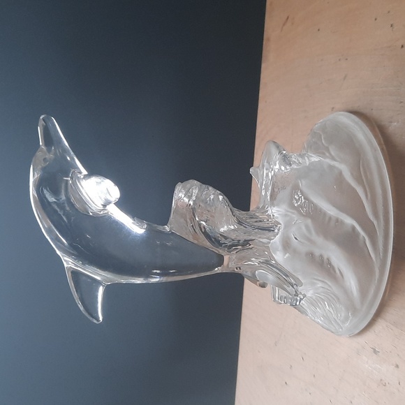 Vintage Crystal Dolphin with Frosted Glass Base - Picture 1 of 10